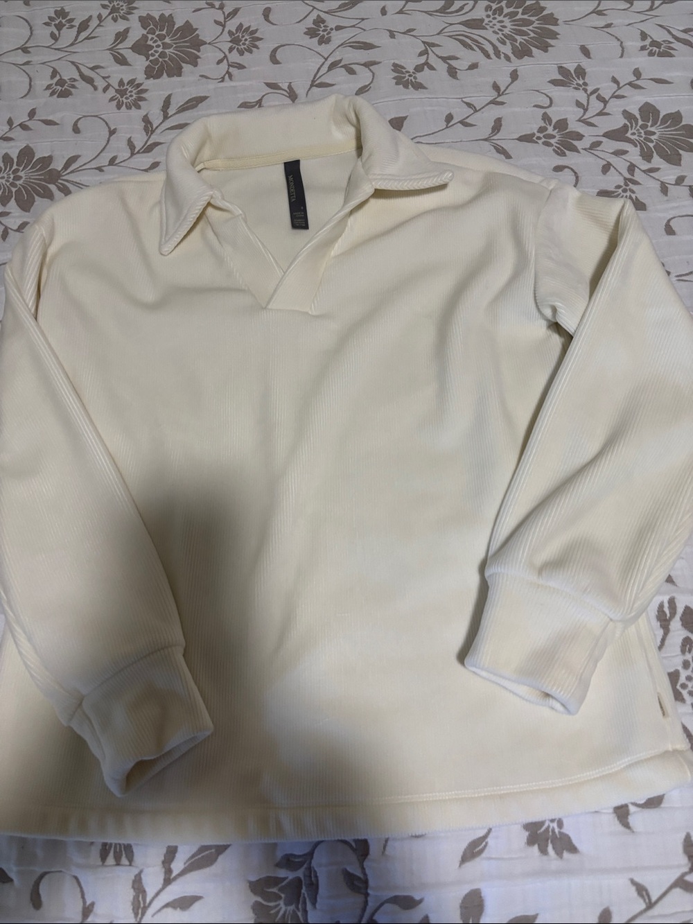 Women’s Cream Ribbed Long-Sleeve Polo Shirt